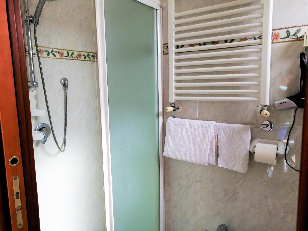 ריצ'יונה Hotel Villa Linda - Family Hotel - Nuova Costruzione Antisismica מראה חיצוני תמונה
