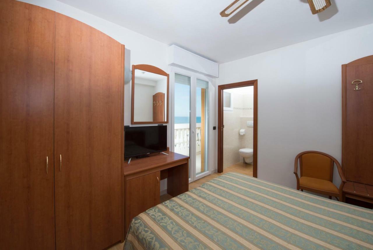 ריצ'יונה Hotel Villa Linda - Family Hotel - Nuova Costruzione Antisismica מראה חיצוני תמונה