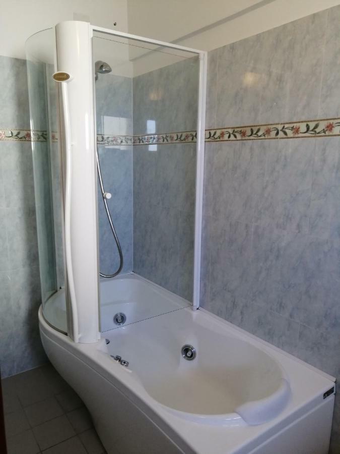 ריצ'יונה Hotel Villa Linda - Family Hotel - Nuova Costruzione Antisismica מראה חיצוני תמונה